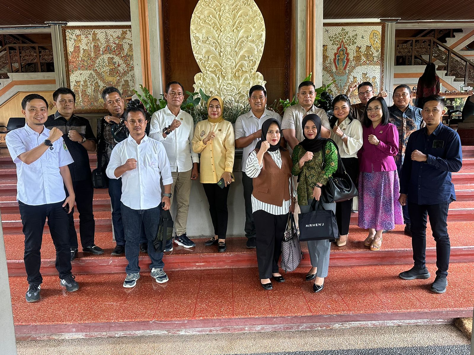 Kabag Keuangan DPRD Bali Menerima Kunjungan Kerja DPRD Morowali Utara
