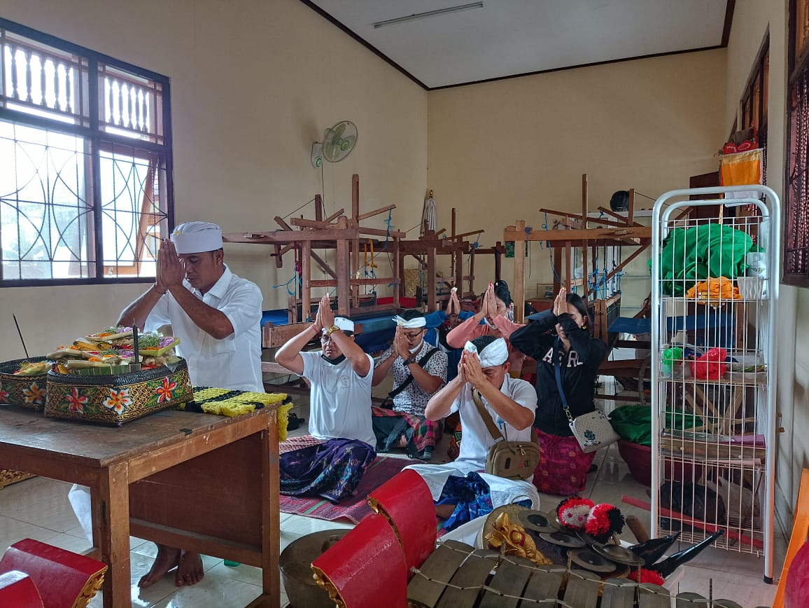 Perayaan Tumpek Krulut