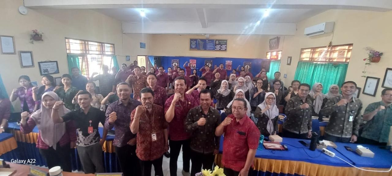 Dorong Lulusan Unggul dan Berdaya Saing, SMK Negeri 3 Bangli Gelar Bimtek Penguatan Literasi dan Numerasi Bersama SMKS Praja Pandawa dan SLBN 1 Bangli