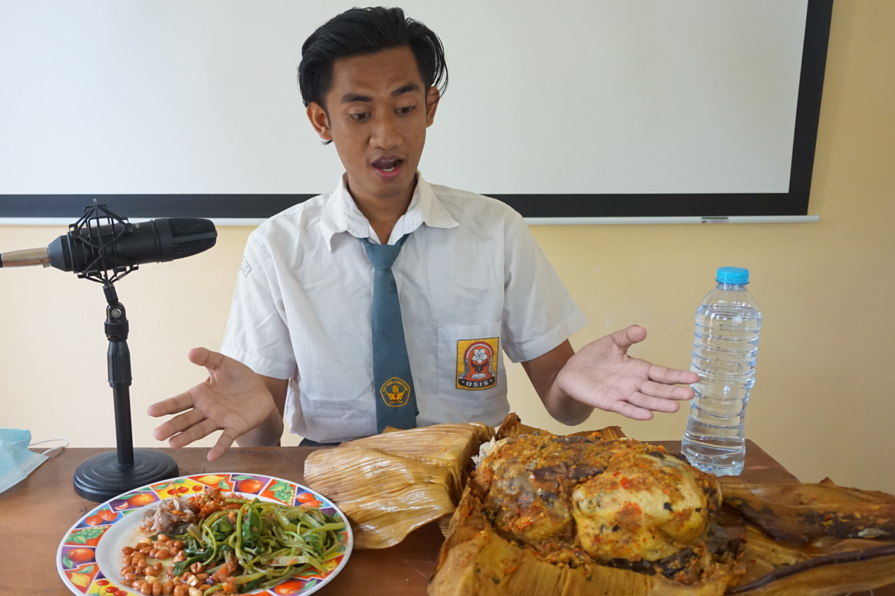 “Ayam Betutu” Mengantarkan SLB Negeri 1 Karangasem Raih Juara 2 Tingkat Nasional Dalam Lomba Kreasi VLOG AKA-PDBK Tahun 2021