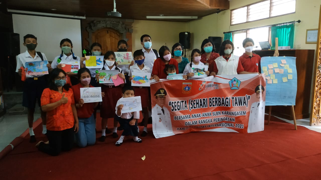 FAD Adakan Kegiatan Segita (Sehari Berbagi Tawa) Di SLB Negeri 1 Karangasem