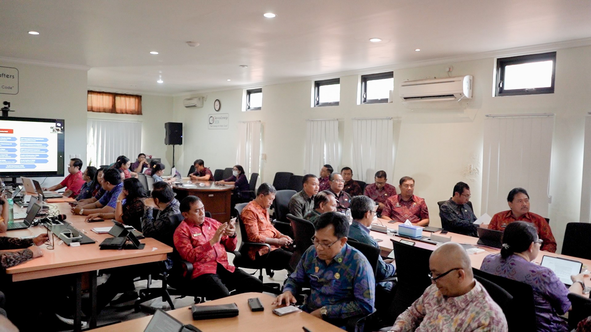 Profil dan Kelembagaan
