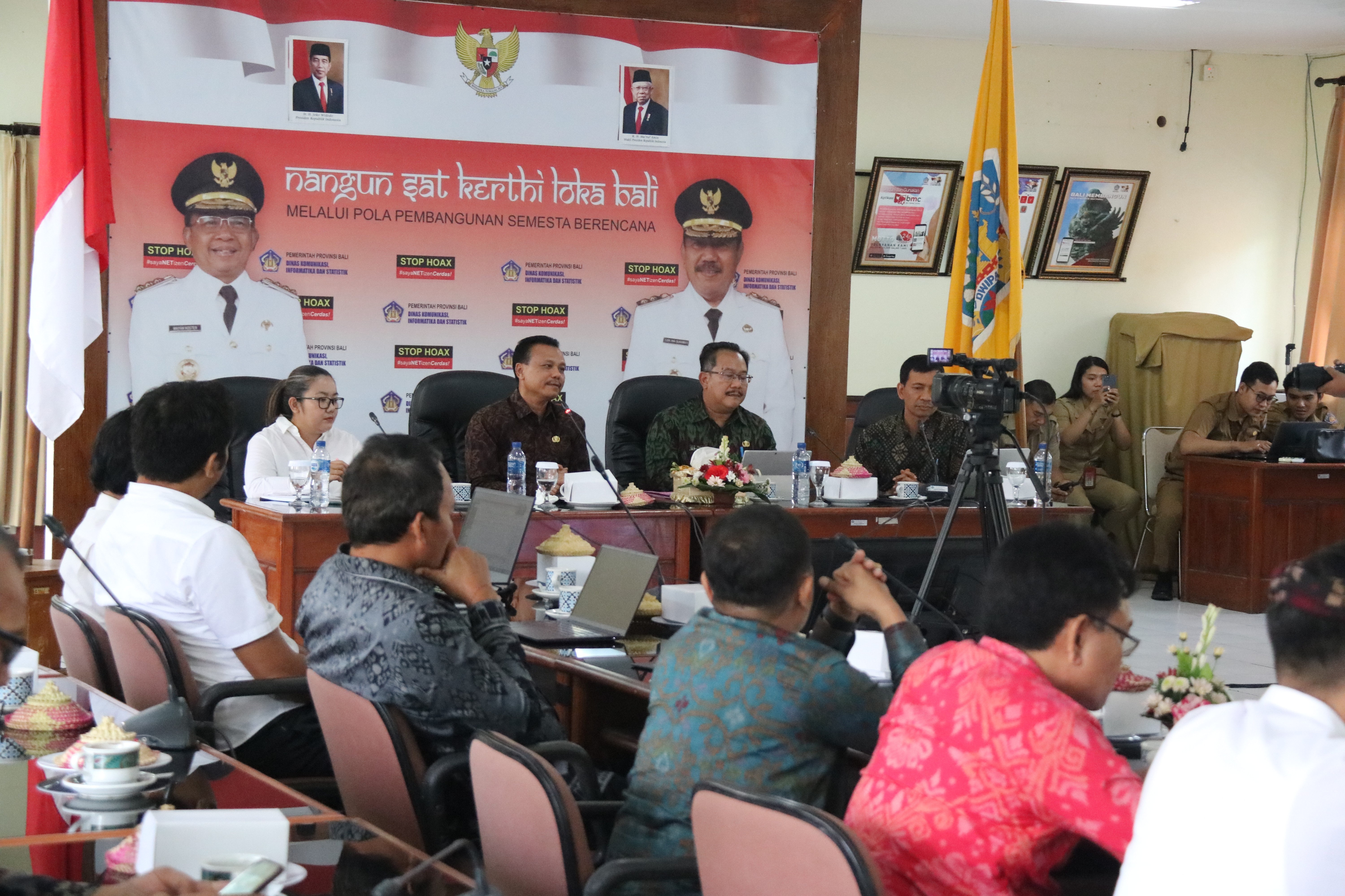 Profil dan Kelembagaan